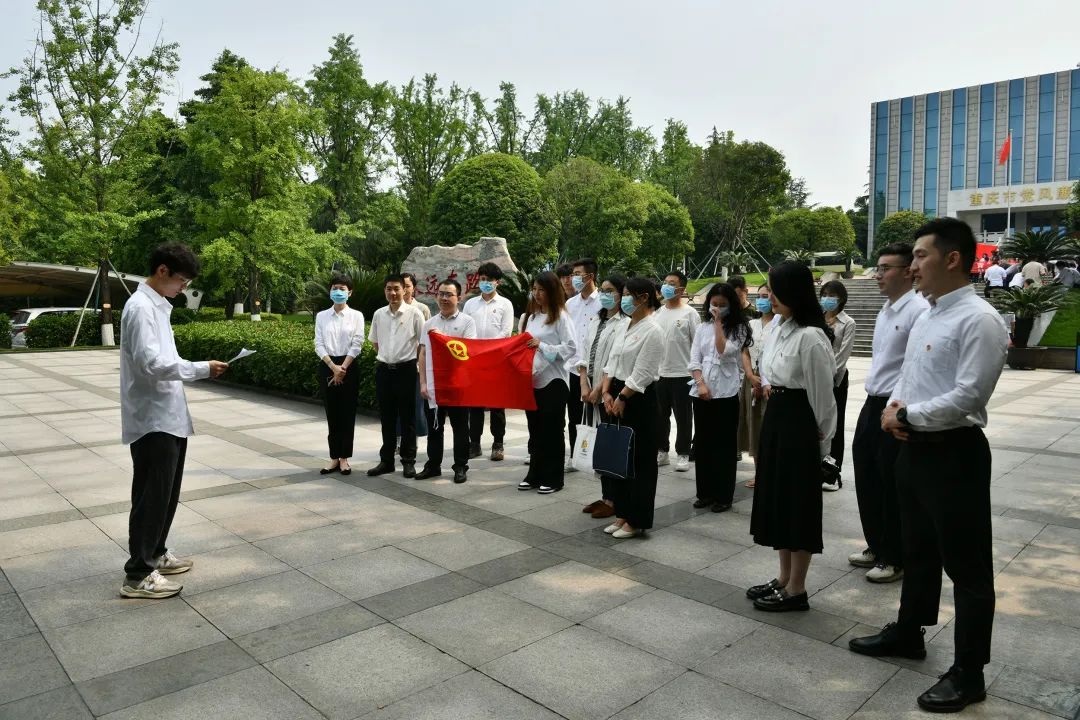 &#19975;&#35937;&#22478;&#23448;&#32593;&#28216;&#25103;&#20013;&#24515;&#65288;&#20013;&#22269;&#65289;&#23448;&#26041;&#32593;&#31449;