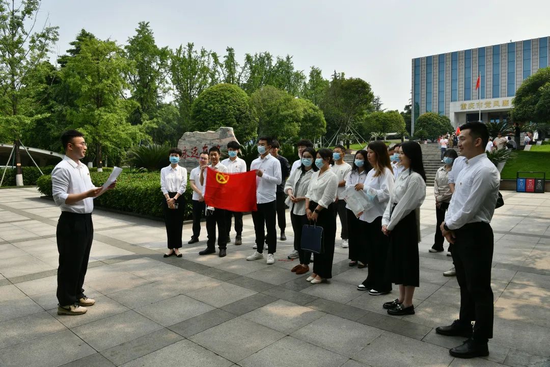 &#19975;&#35937;&#22478;&#23448;&#32593;&#28216;&#25103;&#20013;&#24515;&#65288;&#20013;&#22269;&#65289;&#23448;&#26041;&#32593;&#31449;