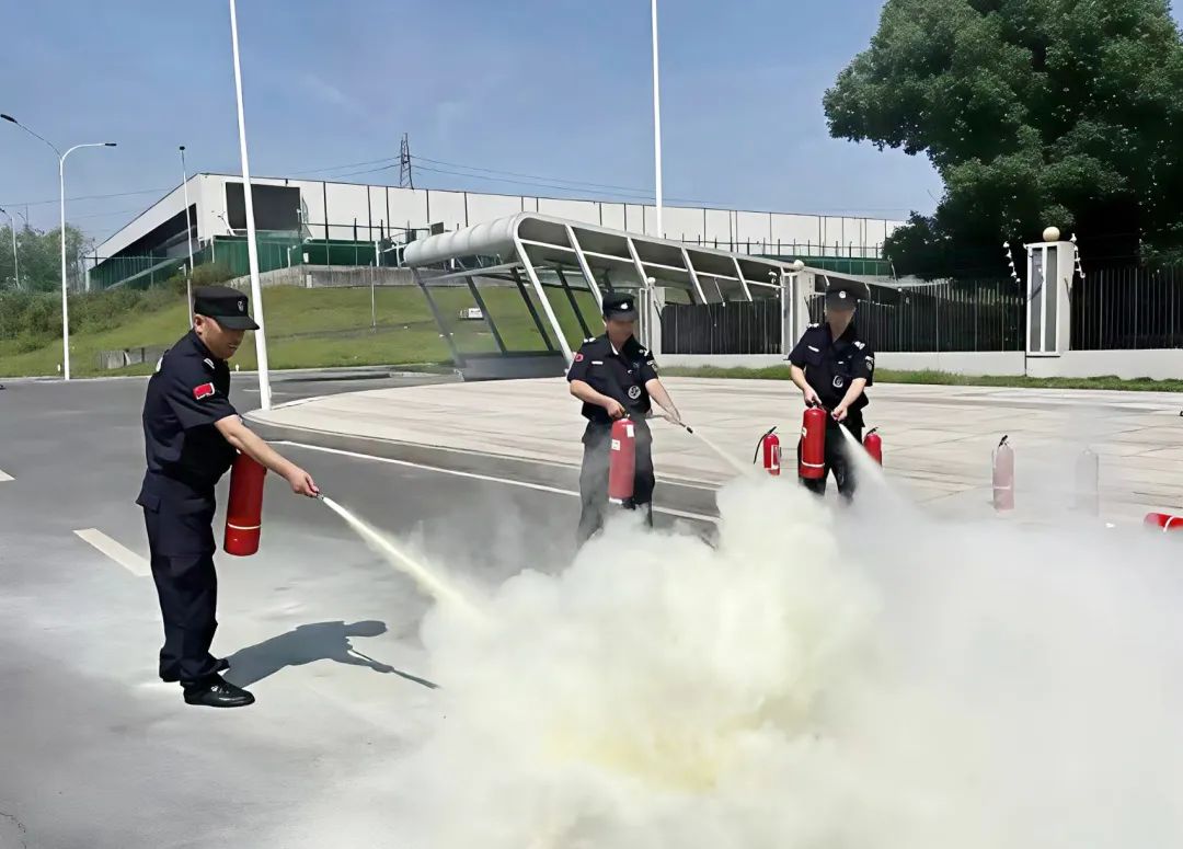 &#19975;&#35937;&#22478;&#23448;&#32593;&#28216;&#25103;&#20013;&#24515;&#65288;&#20013;&#22269;&#65289;&#23448;&#26041;&#32593;&#31449;