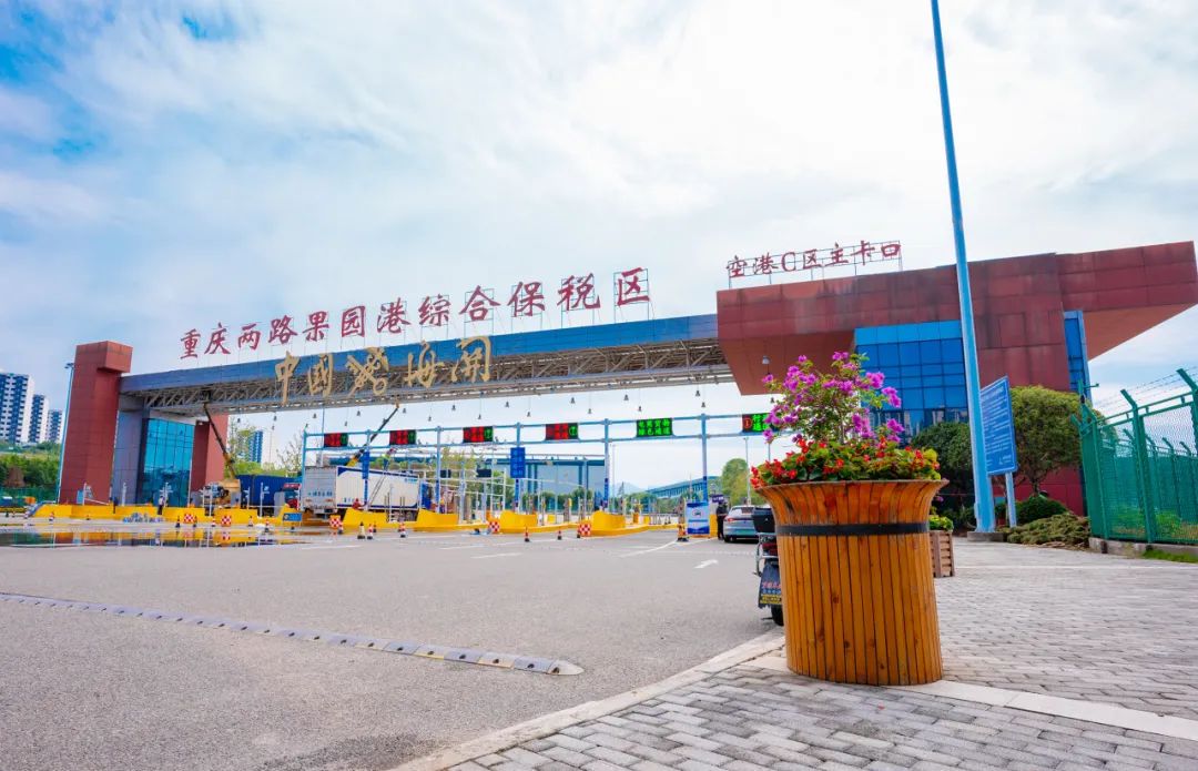 &#19975;&#35937;&#22478;&#23448;&#32593;&#28216;&#25103;&#20013;&#24515;&#65288;&#20013;&#22269;&#65289;&#23448;&#26041;&#32593;&#31449;